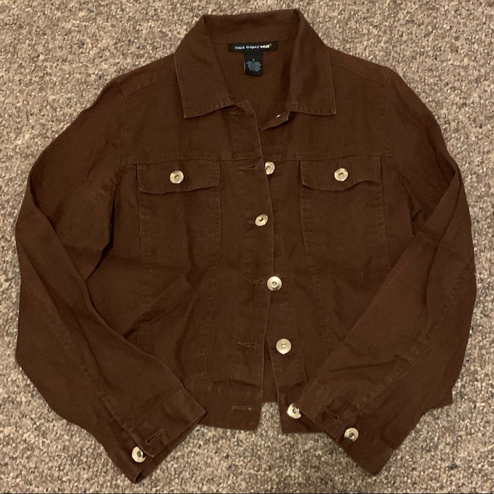 Lightweight brown jacket